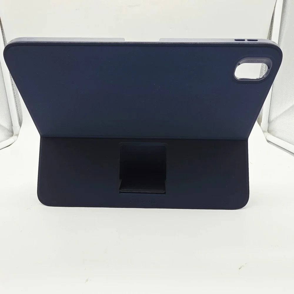 ESR iPad 11 10th Gen A16 Keyboard Case Detachable Bluetooth Blue Lightweight